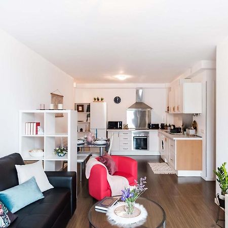 Stylish And Chic City Center Apartment With Wifi Сан-Крістобаль-де-ла-Лагуна Екстер'єр фото